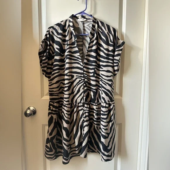 H&M Women Crinkled Tunic Loose-fit Dress In Zebra Print Sz M - Picture 3 of 6